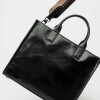 Cartera de Mano Capri En Cuero Liso Negro
