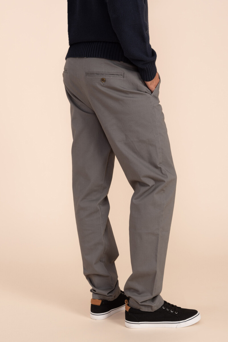 Pantalón chino Gris