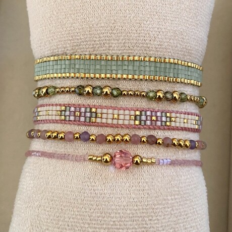 Pulsera COQUETTE tejida Pulsera COQUETTE tejida