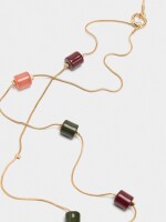 Collar Con Detalles En Resina multicolor