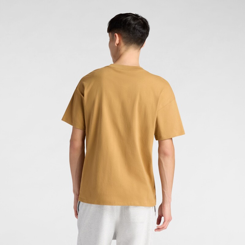 Remera New Balance de hombre - MT61D0U5ABG MOSTAZA