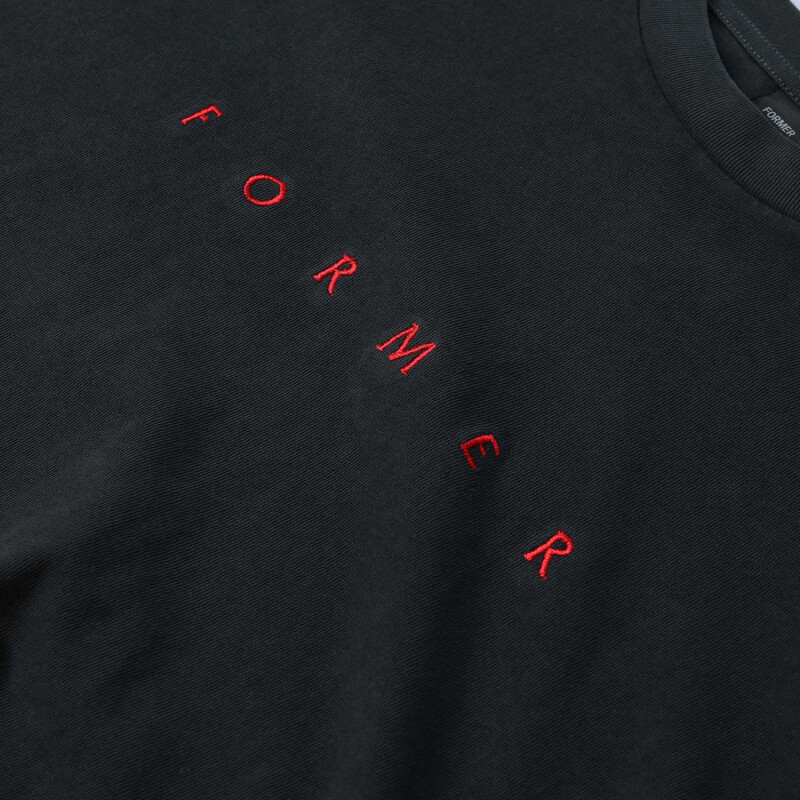 Remera Former Suspend Os Negro Remera Former Suspend Os Negro