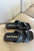 Mera Black
