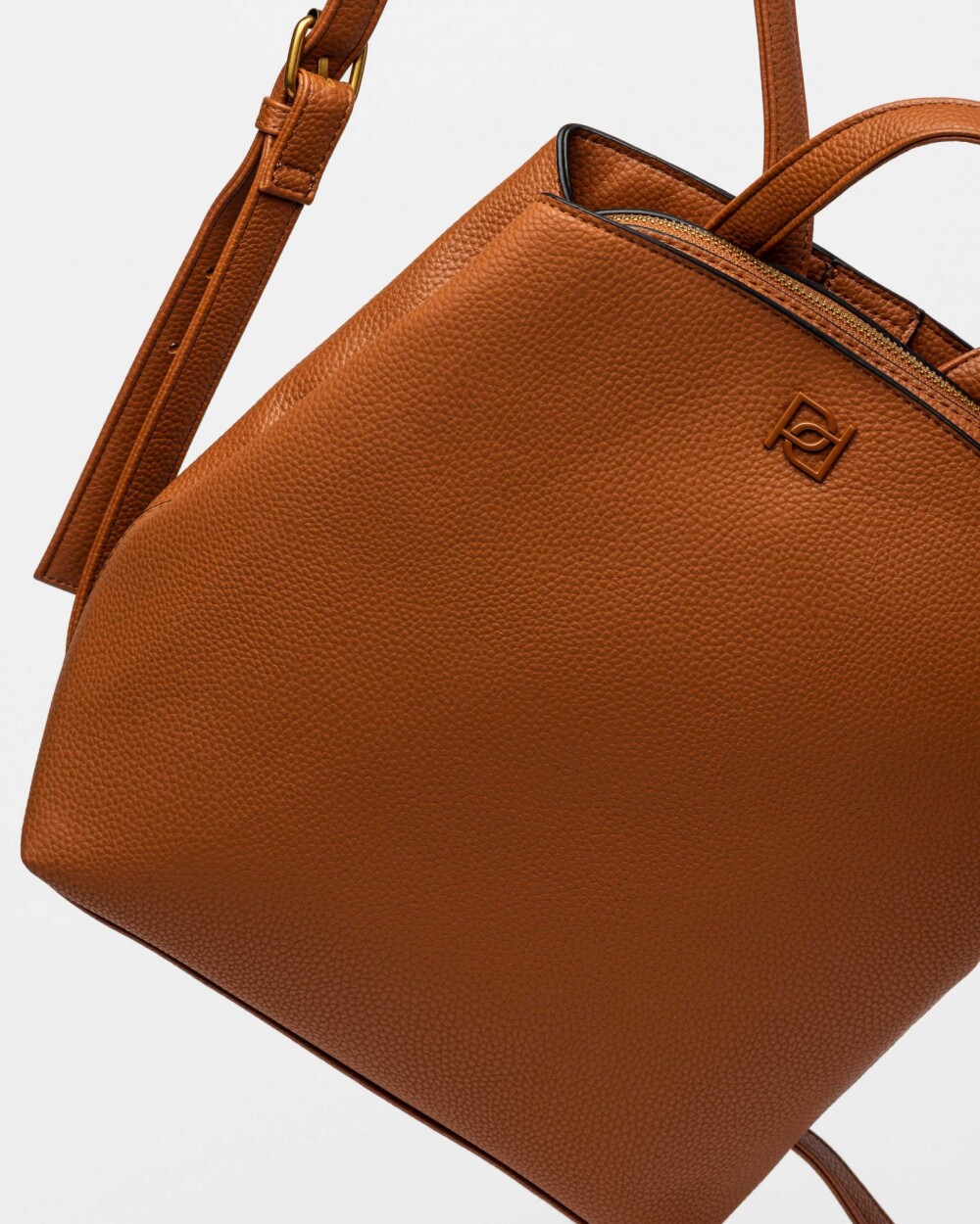 Mochila Oslo en Efecto Cuero Graneado Marron