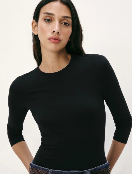 CAMISETA BÁSICA MANGA LARGA CON ELASTANO NEGRO
