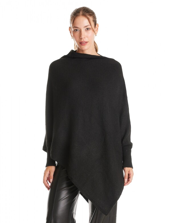 Poncho Asimetrico NEGRO