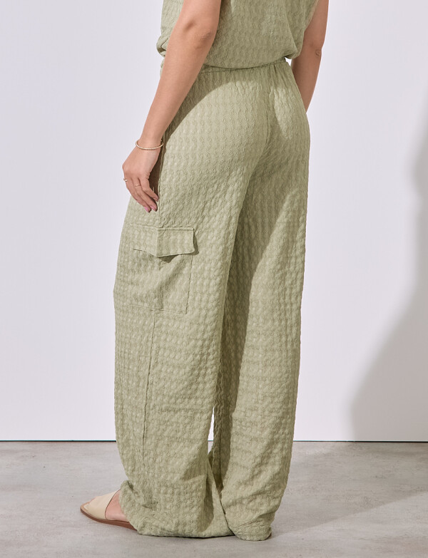 Pantalon Texturado VERDE