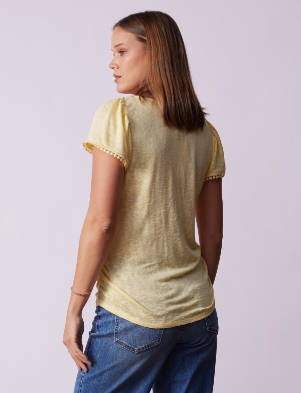 Remera Puntilla AMARILLO
