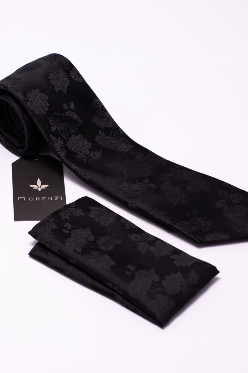 CORBATA CON PAÑUELO NEGRO