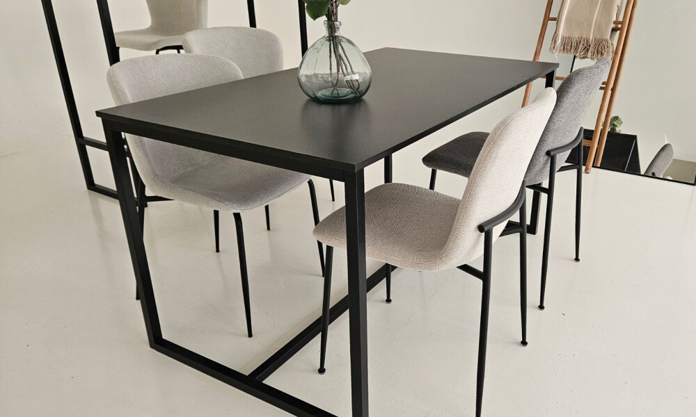 Mesa BLACK Rectangular 1.60 m Mesa BLACK Rectangular 1.60 m