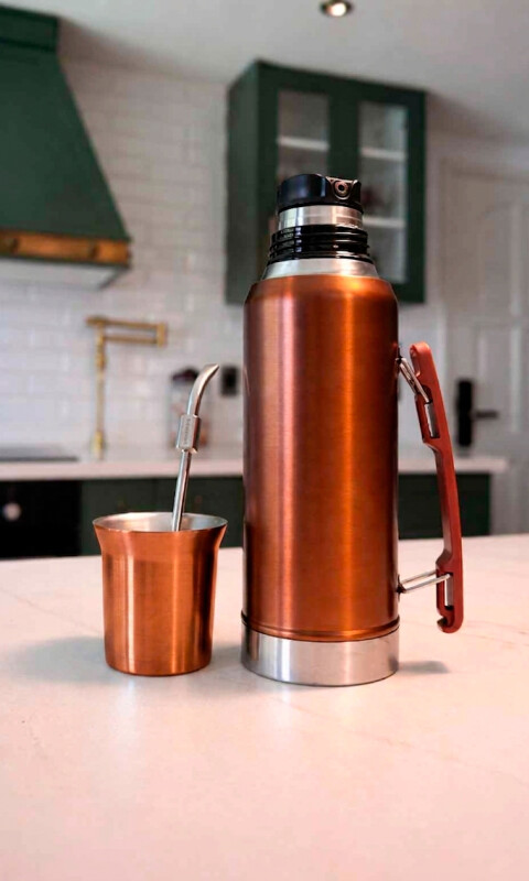 TERMO OMAN con tapa tipo mate BRONCE