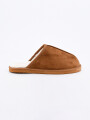PANTUFLA DE HOMBRE MARRON (V)
