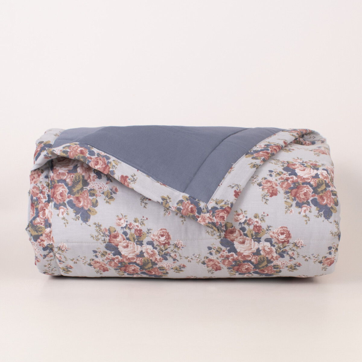 Edredón Colección Valdivia Roses Azul - King - Super King 