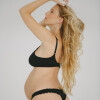 Vedetina Cata Less – Algodón suave con frunces, fresca y divertida Negro