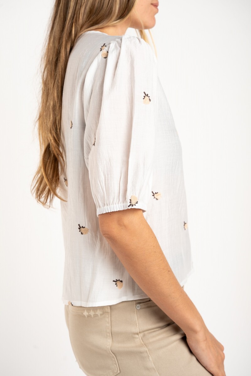 Blusa Bordada Nacar