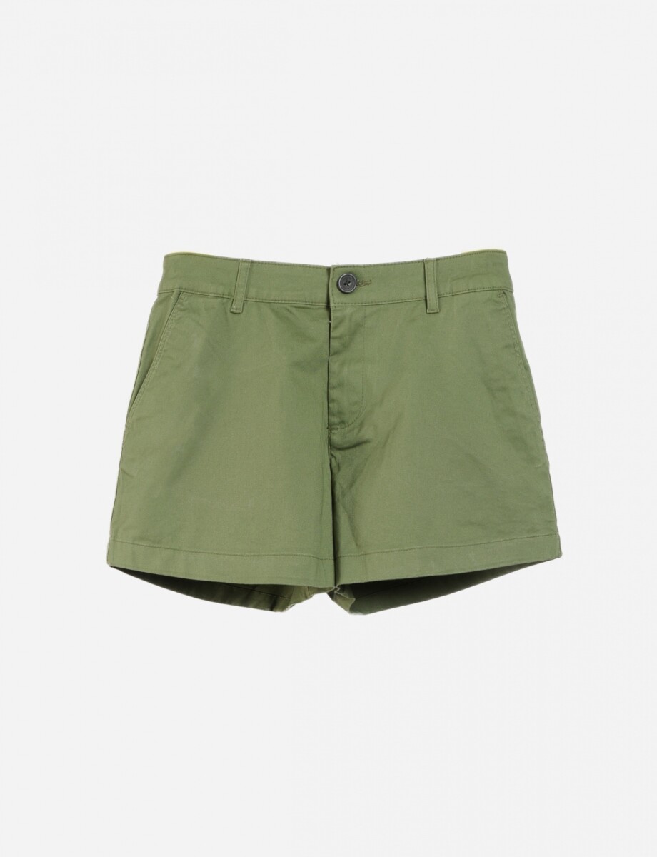 Short con bolsillos - Verde oliva 