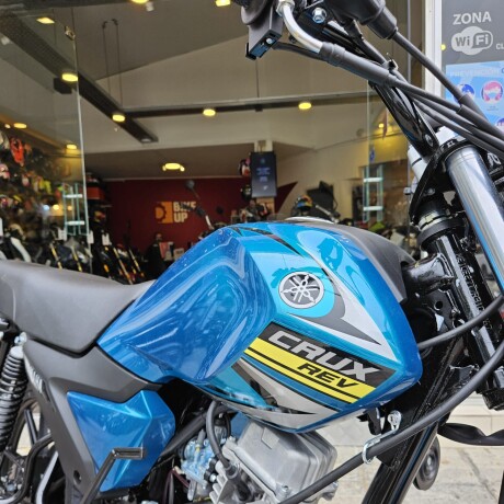 Yamaha Crux Cyan