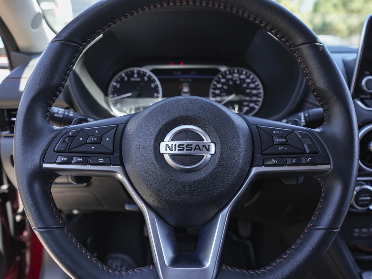 Nissan Sentra SR B18 20.0 CVT Full | Permuta / Financia Nissan Sentra SR B18 20.0 CVT Full | Permuta / Financia