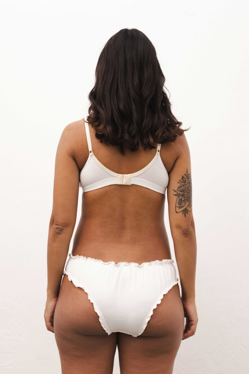 Vedetina Cata – Algodón suave con frunces, sexy y divertida Crema