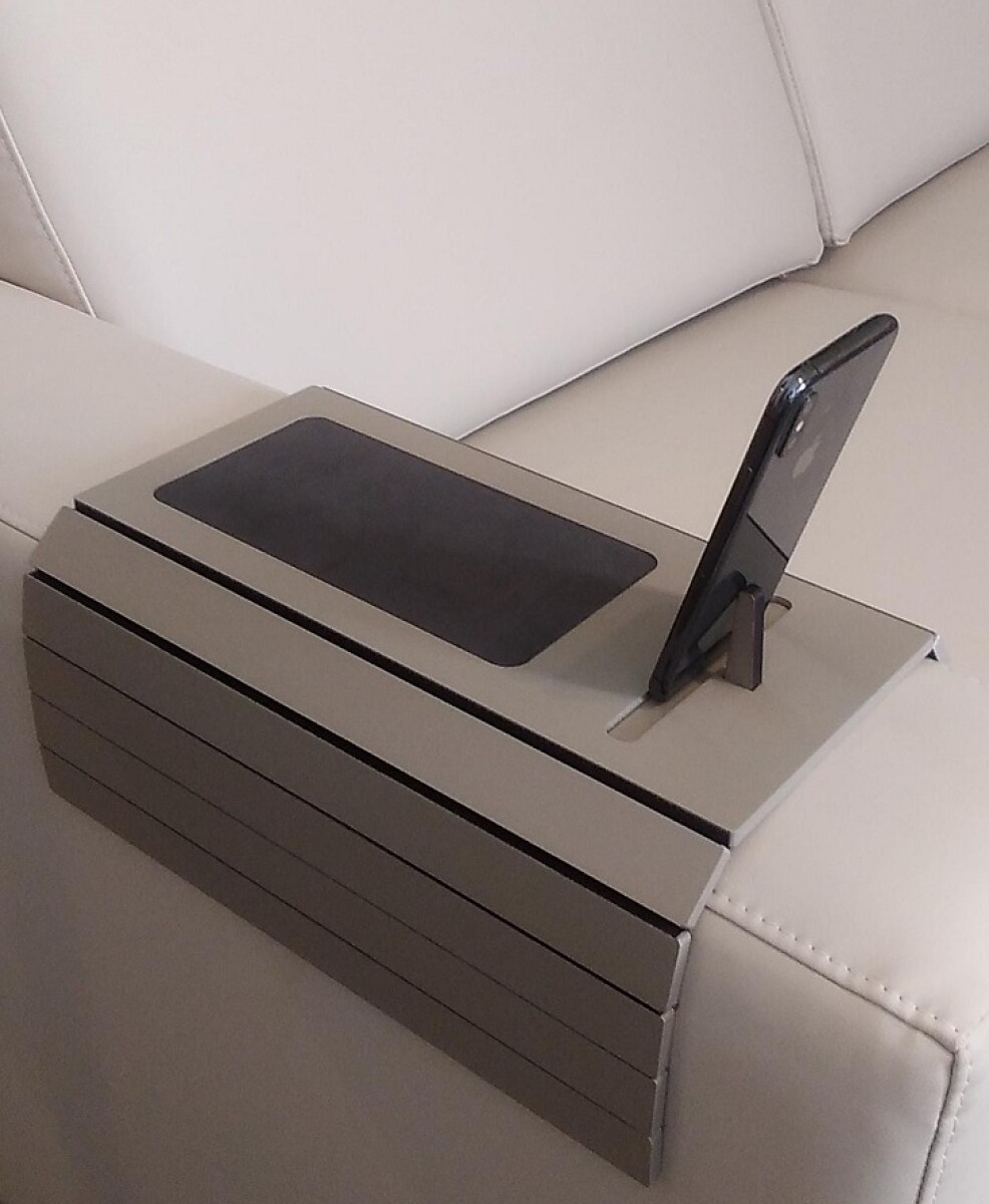 BANDEJA PARA SOFA - CON PORTA TELEFONO - FENDY 