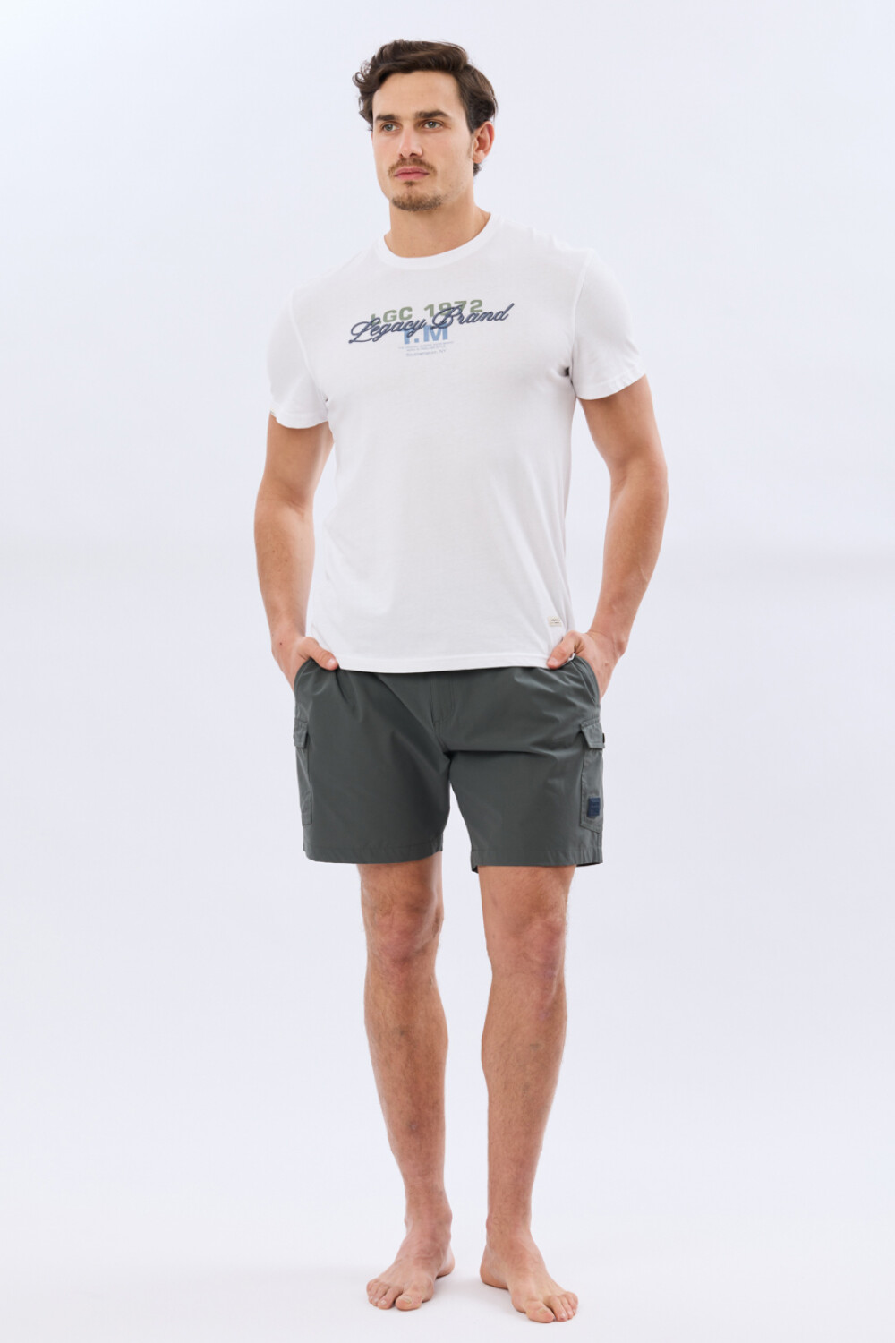 SHORT CARGO DE BAÑO LISO Verde