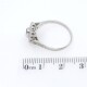 Anillo en platino, zafiro y brillantes. Anillo en platino, zafiro y brillantes.