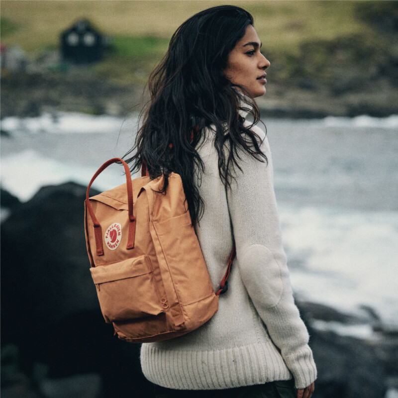 Mochila Fjallraven Kanken Unisex Ochre