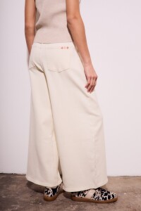 Jean Wide Leg Crudo