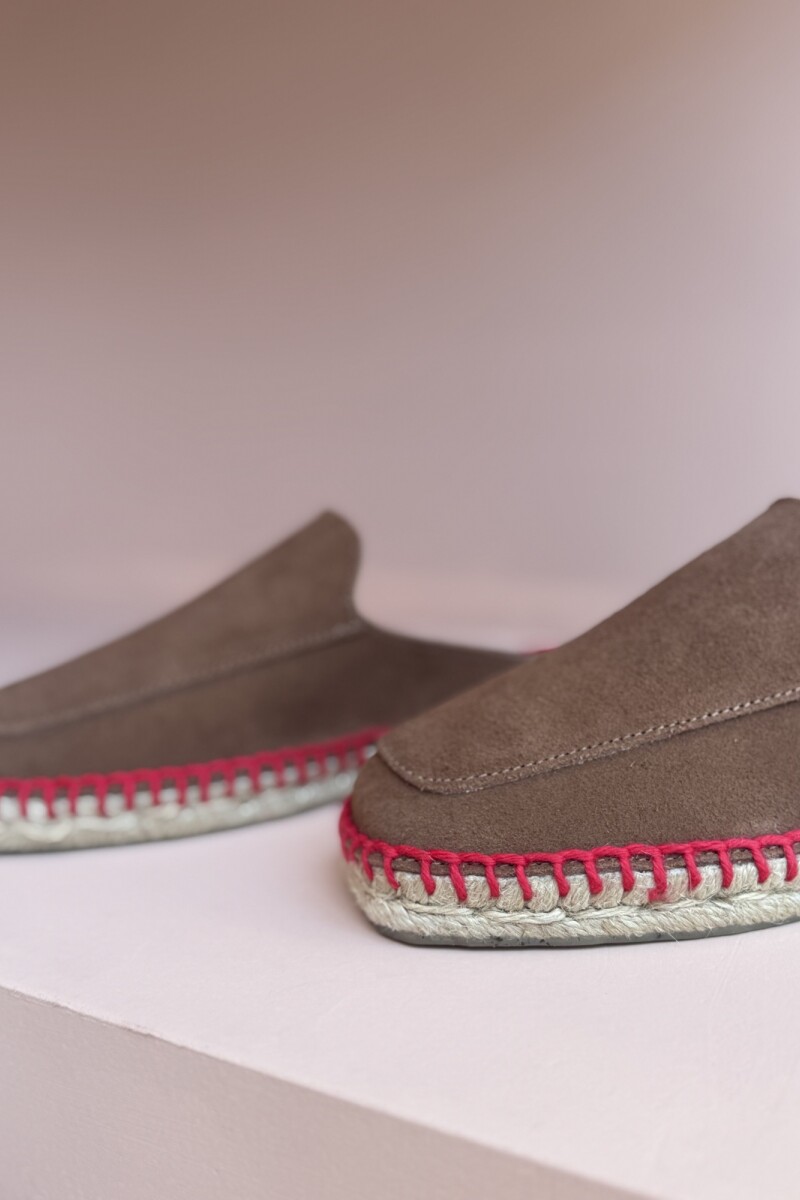 ZUECO PEACH Chocolate