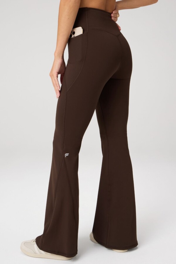 Pantalón Oasis High-Waisted Crossover Flare Mujer Cacao