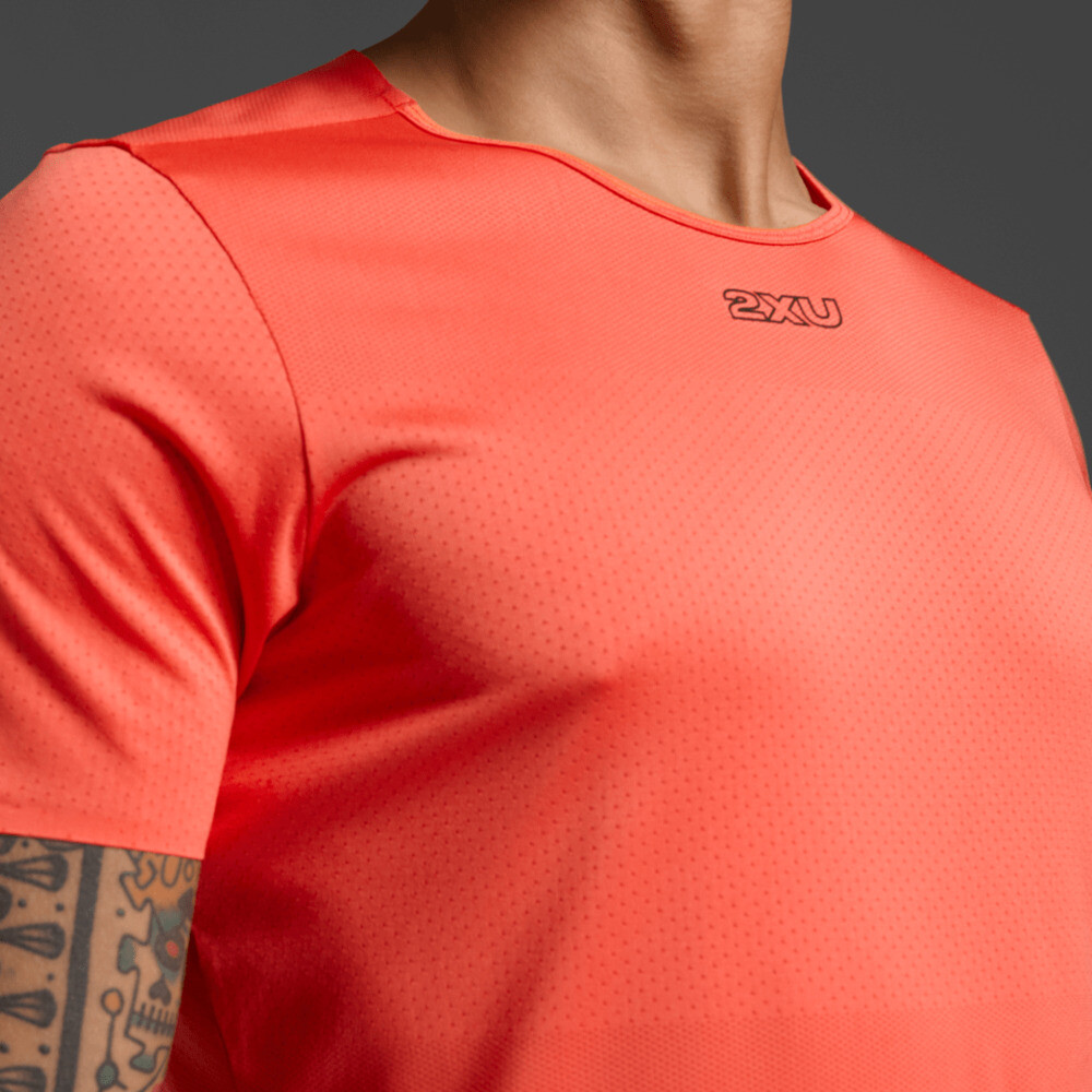 Light Speed Tech Tee - Hombre Ember/black Reflective