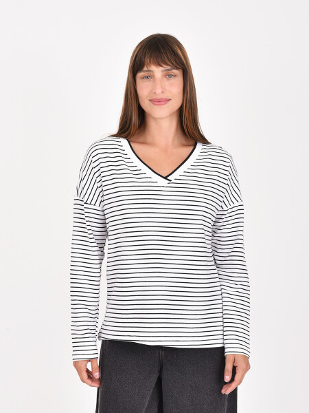 REMERA MARCELA VARIANTE 1