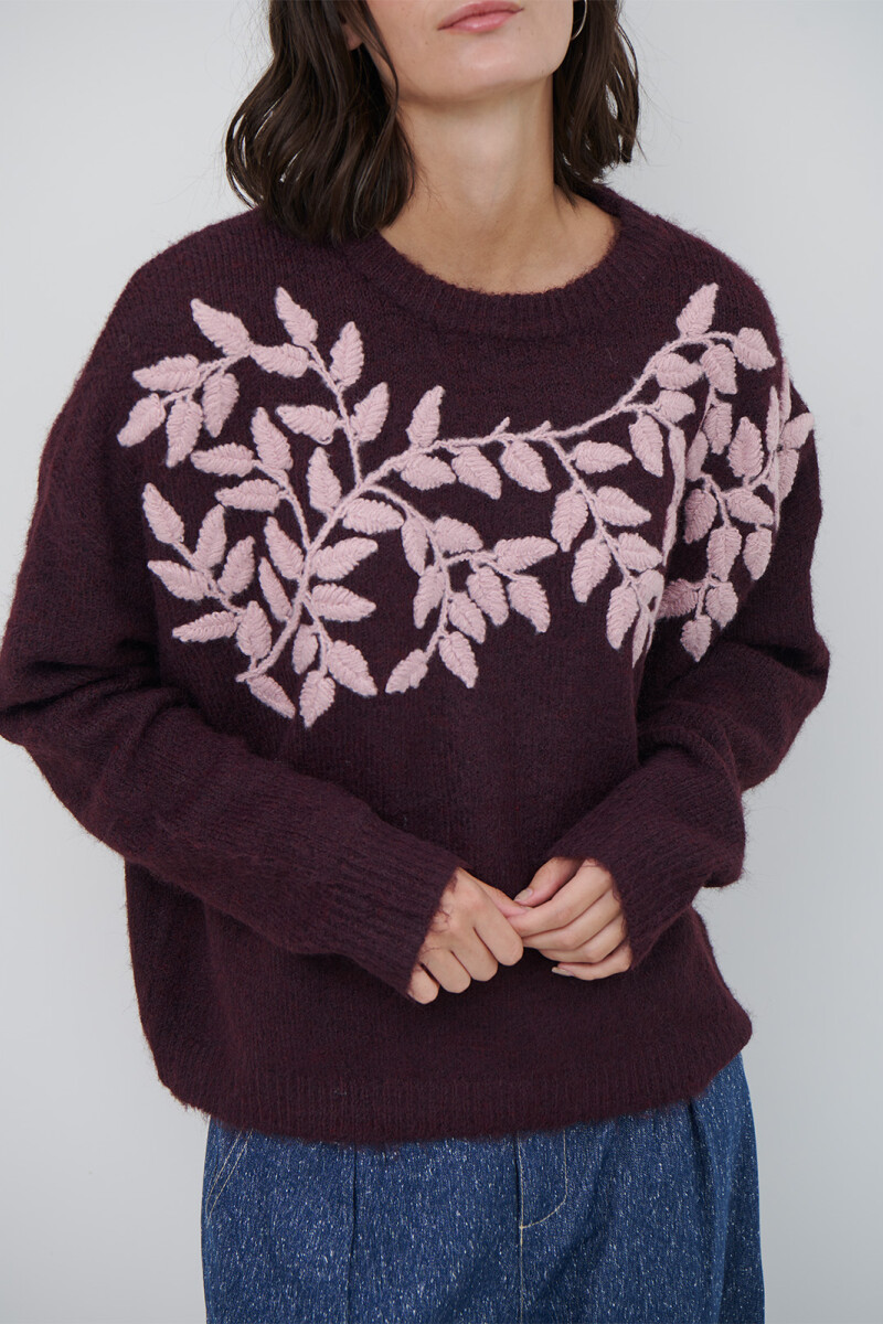 BUZO BORDADO FLOR BURDEOS