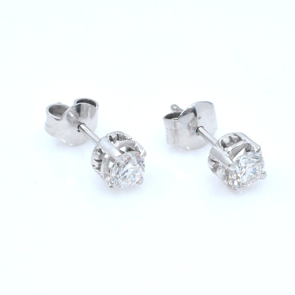 Caravanas en oro 18k blanco y brillantes Caravanas en oro 18k blanco y brillantes