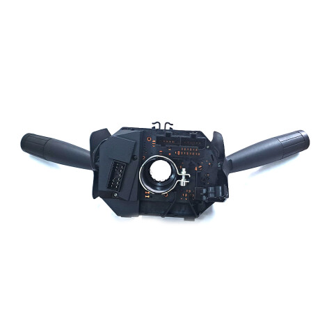 LLAVE BAJO VOLANTE FIAT SEÑALERO PALIO 04/09 S/L/LUNETA - LLAVE BAJO VOLANTE FIAT SEÑALERO PALIO 04/09 S/L/LUNETA -