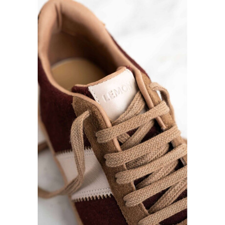 Zapatilla Combinada Gamuza Marrón