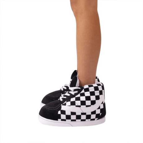 Pantuflas sneakers Baires Sc