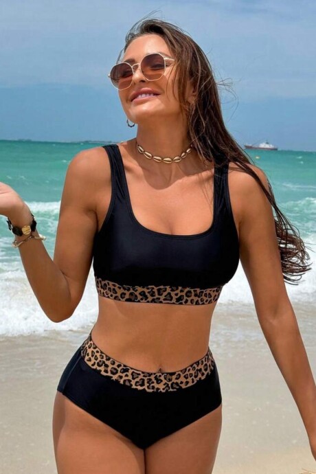 Bikini TOM negro con animal print Bikini TOM negro con animal print