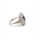 Anillo En Platino Con Brillantes Y Zafiro Central. Anillo En Platino Con Brillantes Y Zafiro Central.
