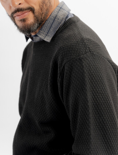 Buzo tejido panal negro