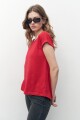 Remera con botones laterales rojo