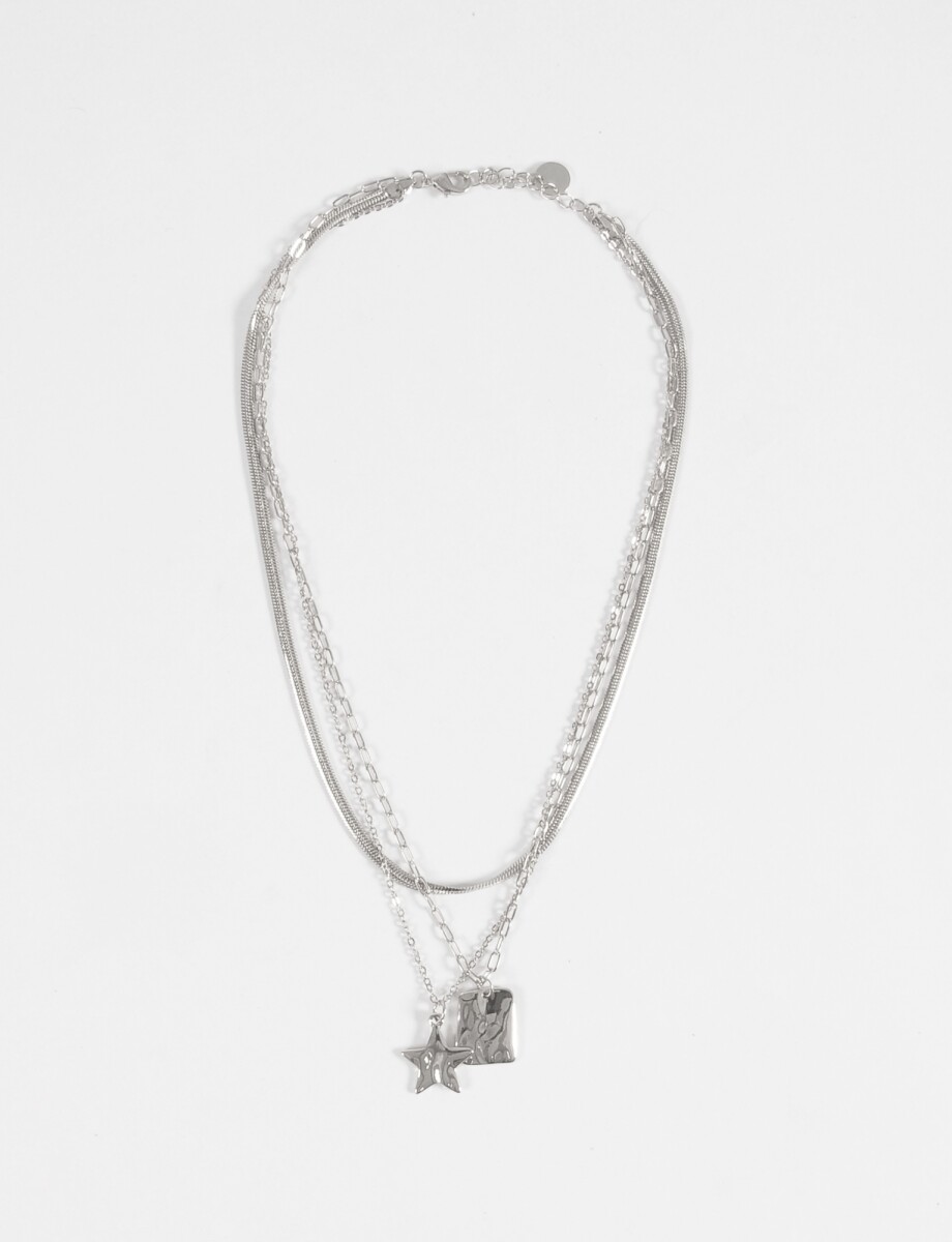 Collar triple cadena dijes - plateado 