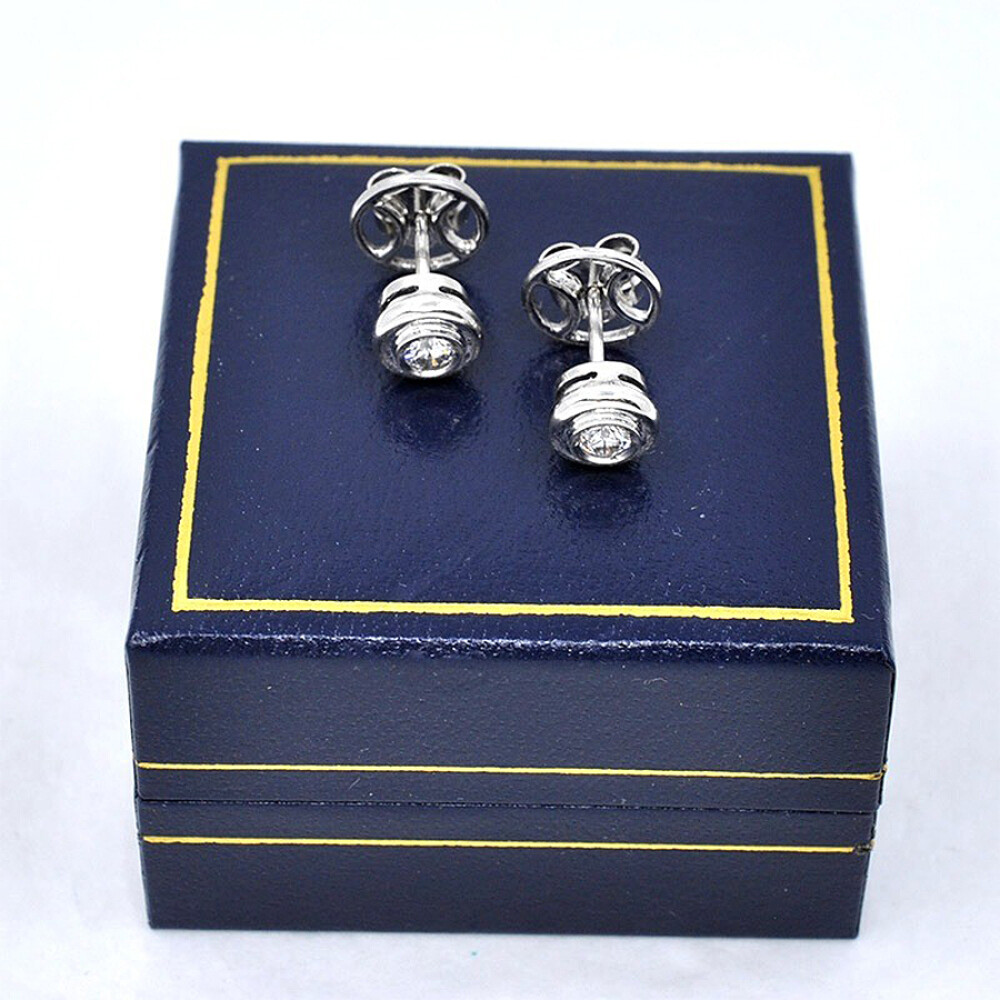 Caravanas En Oro 18K Blanco Y Brillantes Caravanas En Oro 18K Blanco Y Brillantes