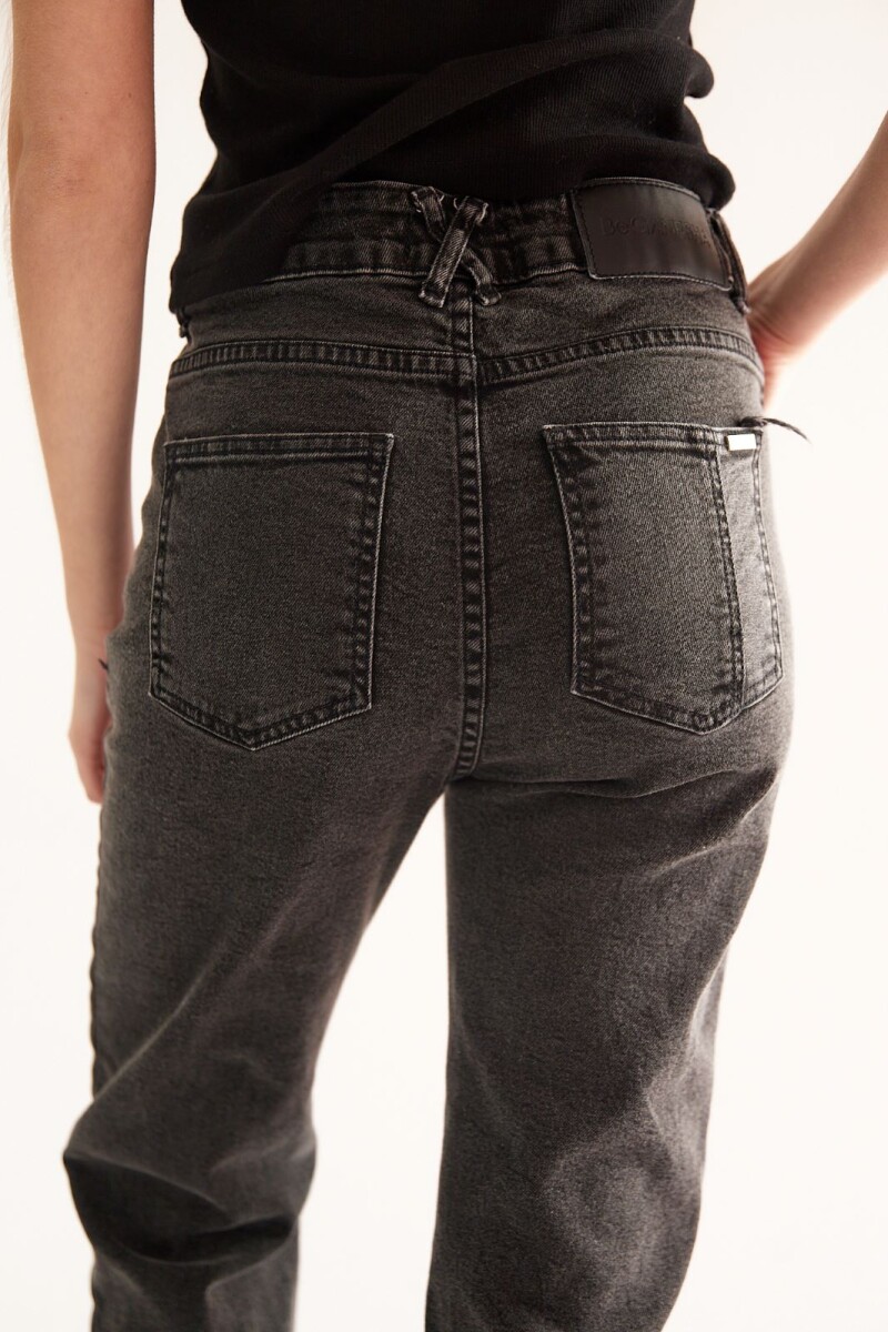 Jean New Flare Negro