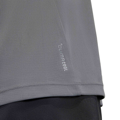 Remera Run Essentials Bl T de Hombre Gris