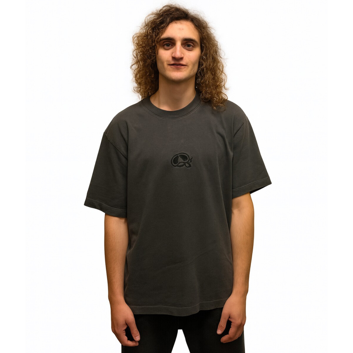 Remera La isla x La Vela - Ñata Bordada 