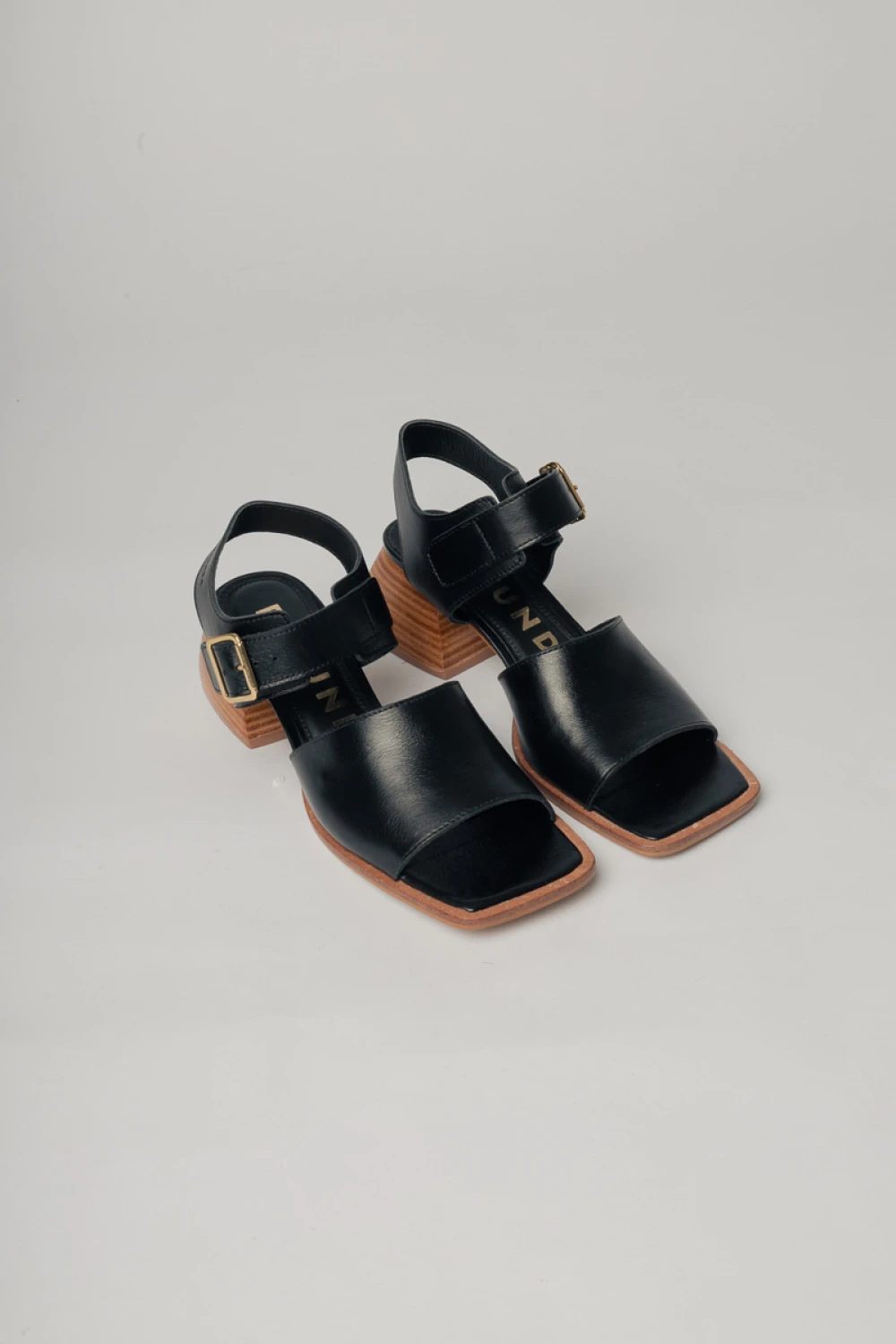 Sandalias Pris