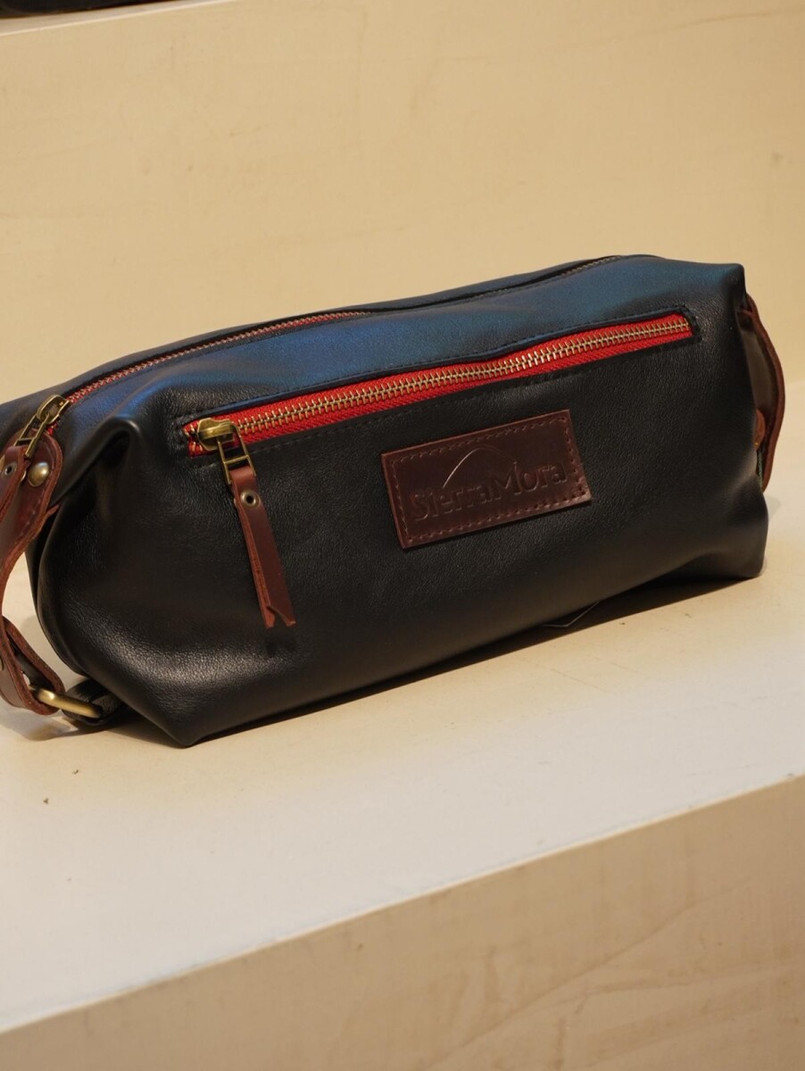 Necessaire de Cuero - Negro Red Zip 