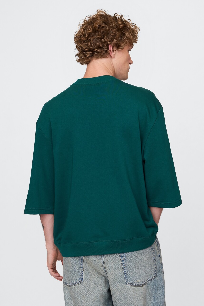 Remera Oversized Oso Brannan Hombre Rain Forest 19-5232 Tc