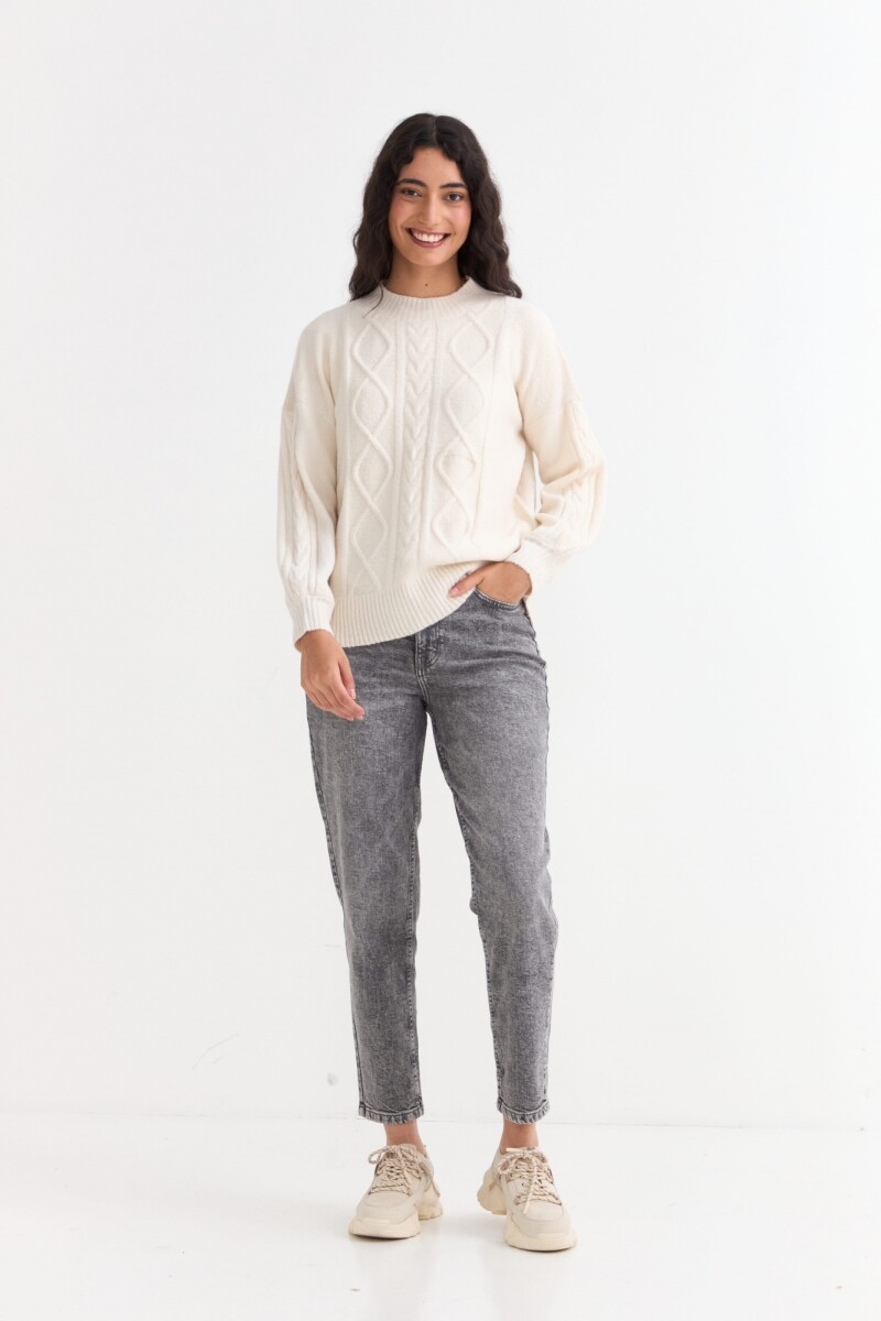Sweater escote redondo con ochos CRUDO